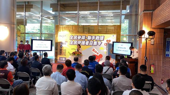 云林县长张丽善是护理师出身，她非常重视消防局救护案件。（云林县消防局提供）