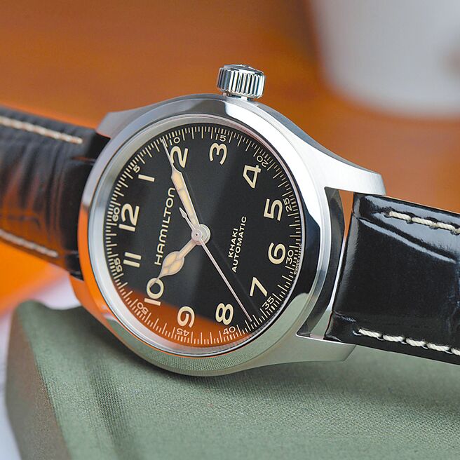 漢米爾頓為電影《星際效應》打造的小墨菲38mm腕表，2萬8400元。（Hamilton提供）