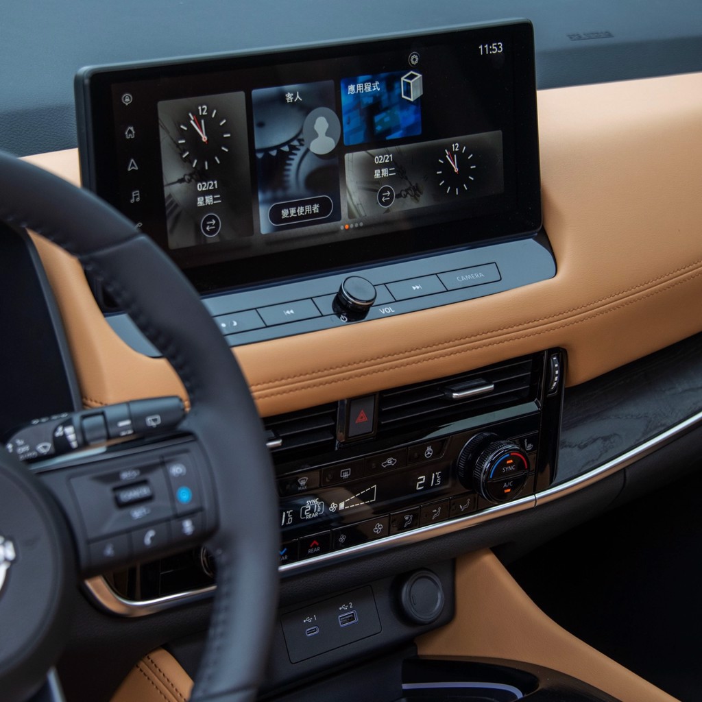 12.3吋數位影音主機支援無線Apple CarPlay與有線Android Auto。（陳大任攝）