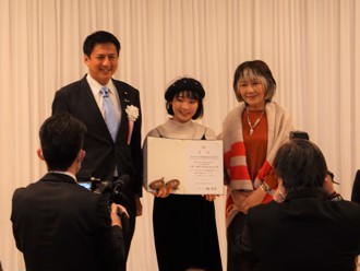 日本國際漫畫獎頒獎 台灣漫畫家領獎感到幸運
