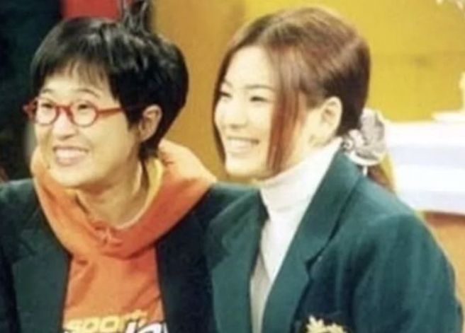 宋恩伊、宋慧喬25年前曾一起演戲。（圖／SBS）  