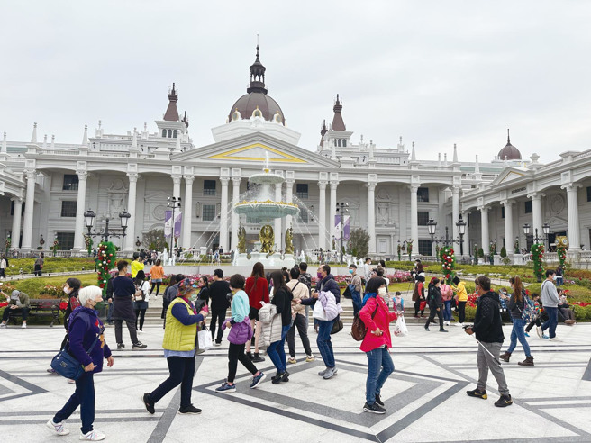 图为佐登妮丝城堡。（刘朱松摄）