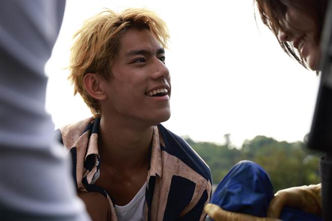 朱轩洋在剧中是村里的心灵支柱。（民视提供）