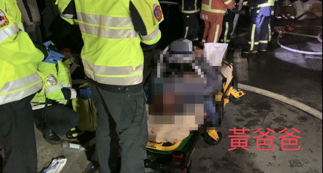 后里区智生路一处民宅，今天凌晨2时许发生3死1伤重大火警，屋内祖孙3人惨遭烧死。（民眾提供）