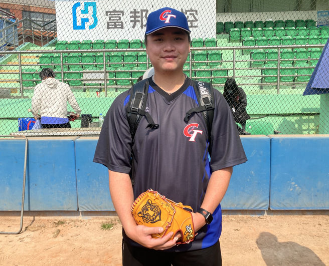 旅美好手邓恺威。（中央社）