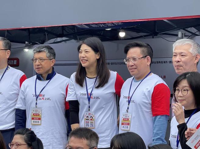 （新光金總經理吳欣儒親自出馬率一級主管們來搶人才。圖／魏喬怡）