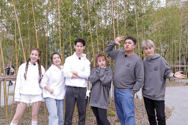 《拜托了！女神》闺密组队PK对抗。爱雅（左起）、安乙荞、夏和熙、焦凡凡、关韶文、阿本。（卫视中文台提供）