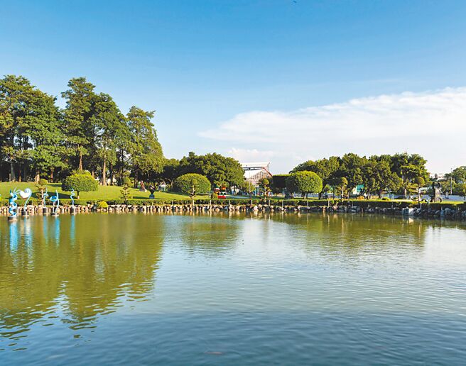 「山里时晴」邻近丰乐、丰富、南苑三大公园，享有盎然绿意。（海悦提供）