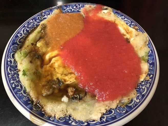 北市老店因应缺蛋，不得已採「蚵仔煎不加蛋」的方式变通。（资料照）