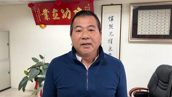 基隆区渔会理事长简建辉表示，事发的渔船是前往北纬26度以北海域捕捉锁管。（张志康摄）
