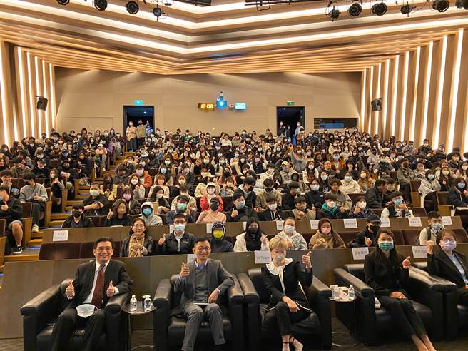 交通部观光局与旅宿业前进大专校院举办说明会(观光局提供)