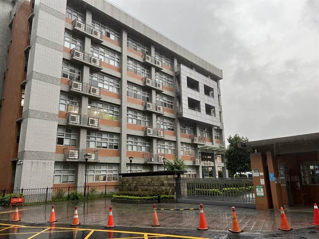 华夏科技大学规画与台湾科技大学合併。（王扬杰摄）