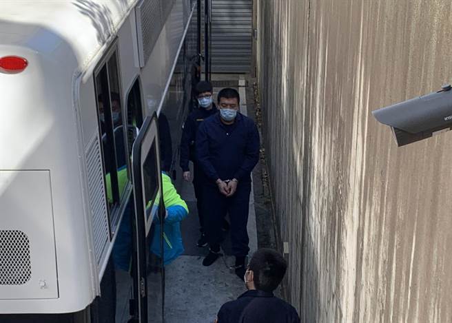 茶董陈桦韦。（李文正摄）