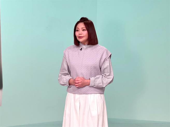 林嘉俐以深入浅出的方式教学手语。（艾迪升传播提供）