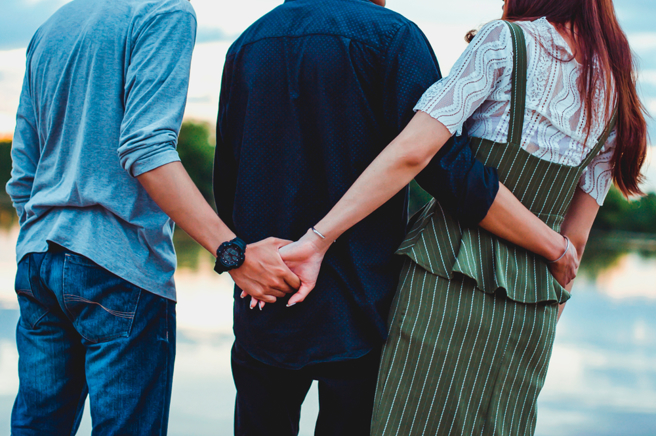 金牛座若处在一段暧昧关系或第三者关系中，最后没有好下场。（示意图／Shutterstock）
