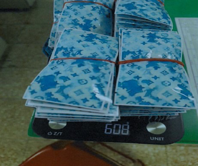 警方查扣的毒品证物。（警方提供、简铭柱翻摄）