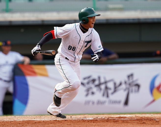 台钢雄鹰洪玮汉。（台钢雄鹰提供）