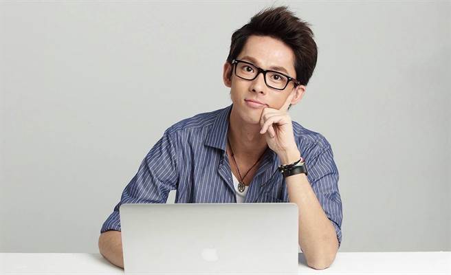 阿滴被挖出配戴「析」项炼。（资料照片）