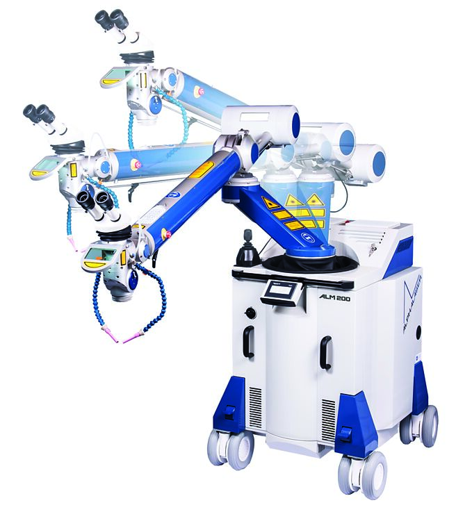 桦南引进德国「ALPHA LASER」ALM（手臂式）雷射焊补机。图／桦南提供