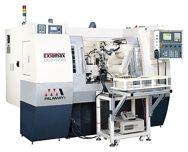 大光长荣双驱动CNC外圆磨床。图／业者提供