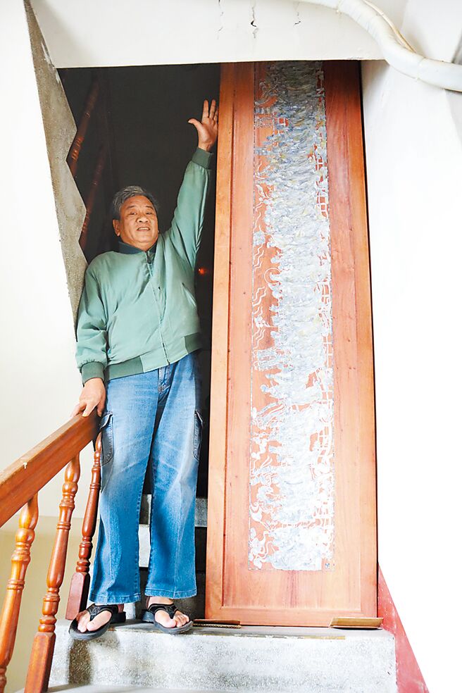 陈甫强去年创作他人生中最大的作品「87神仙图」，光长度就达3.27米。（邱立雅摄）