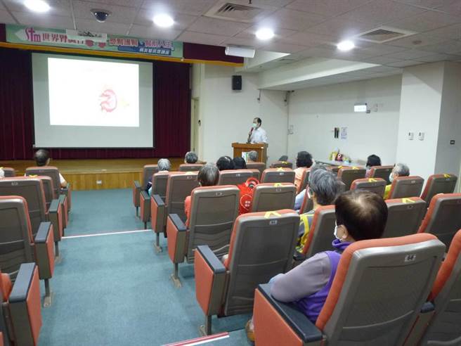 嘉义市天主教圣马尔定医院开办健康讲座，常吸引民眾参与。（圣马尔定医院／廖素慧嘉市传真）