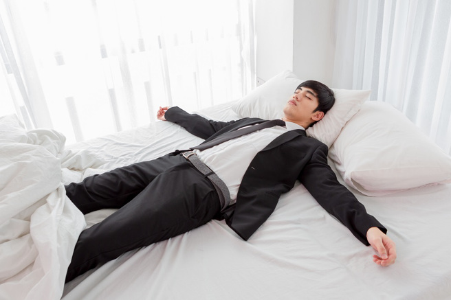 韩国一名上班族会在午休时间回家休息，没想到却因此被主管痛骂。(示意图/达志影像)