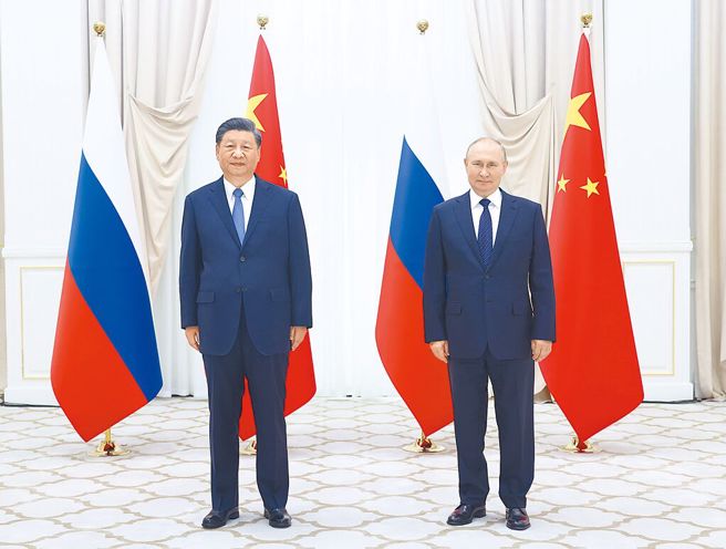 習近平（左）與普丁。（資料照片/新華社）