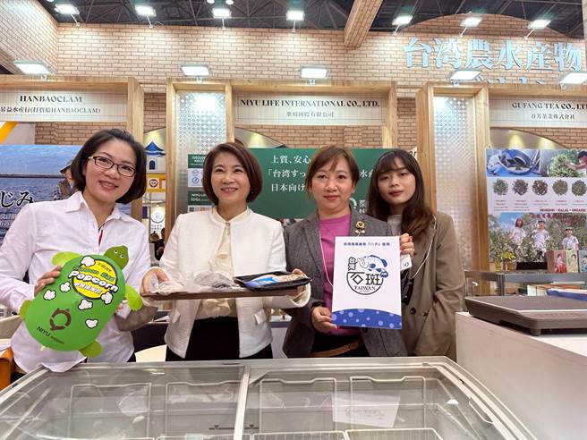 东京食品展开幕，屏东队拚订单长红。(屏县府提供)