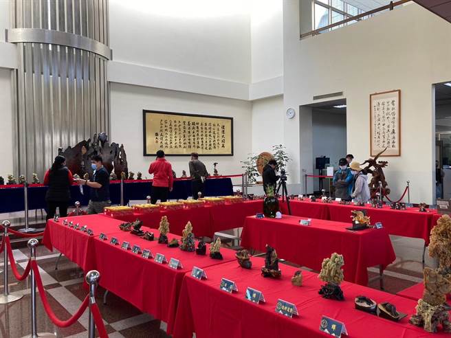 苗栗地检署与新竹执行分署执行红富海扣案财物第5波拍卖会，7日上午登场。（苗栗地检署提供／谢明俊苗栗传真）