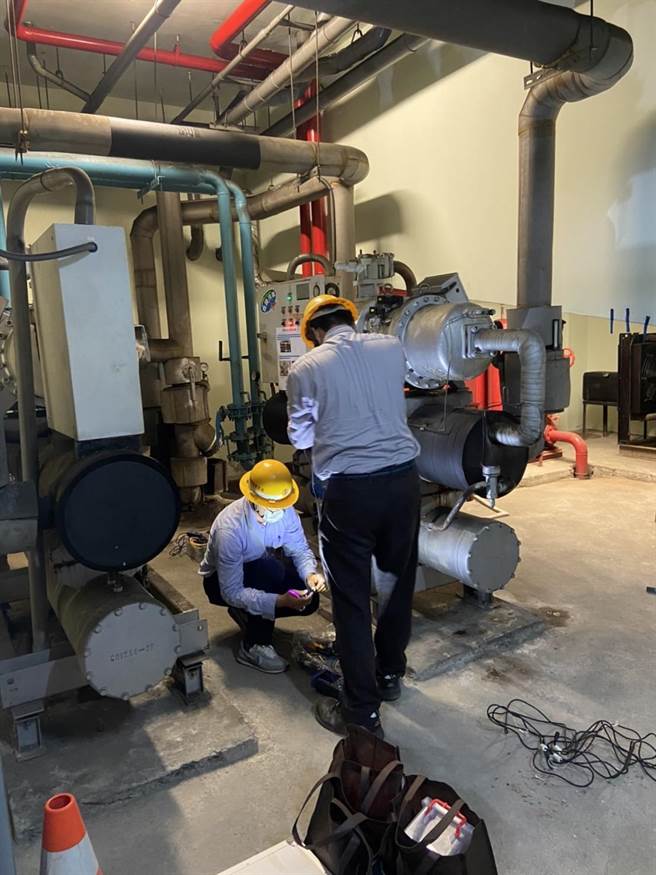 台电云林区处节电服务团访视云林县约500户高压以上用户，并为数十家大企业做免费电力诊断。（台电云林区处提供）