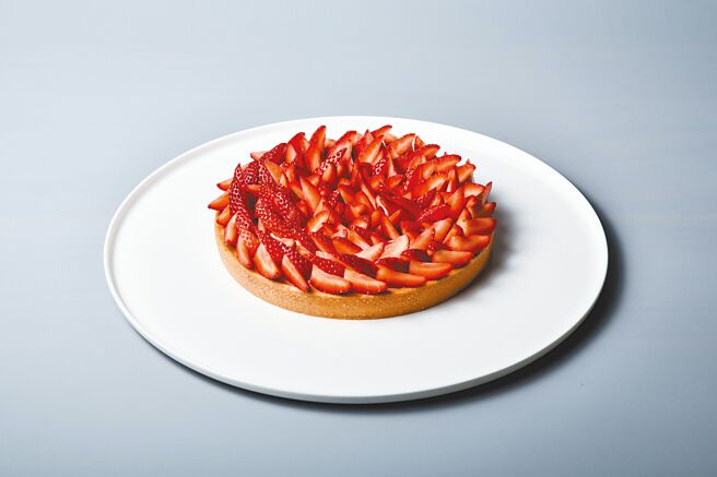 承继「季节水果塔」口感层次丰富，1180元。（承继提供）