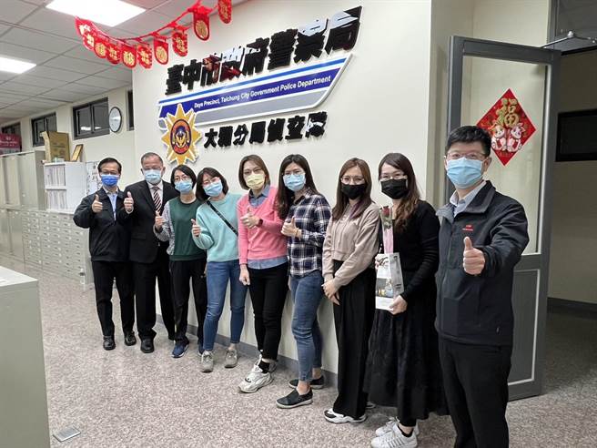 大雅警分局長劉雲鵬特向在工作崗位上，盡忠職守不辭辛勞的女性同仁們，致上祝福與感謝慶祝婦女節快樂。（警方提供）