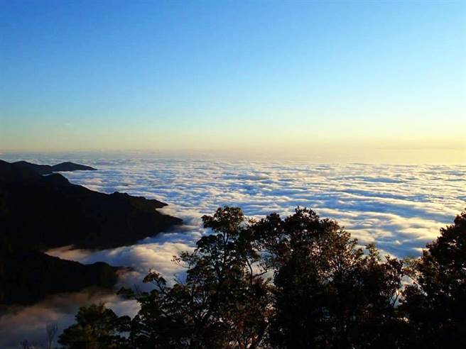 北大武山以无敌云海着称。(摘自北大武山资讯站)