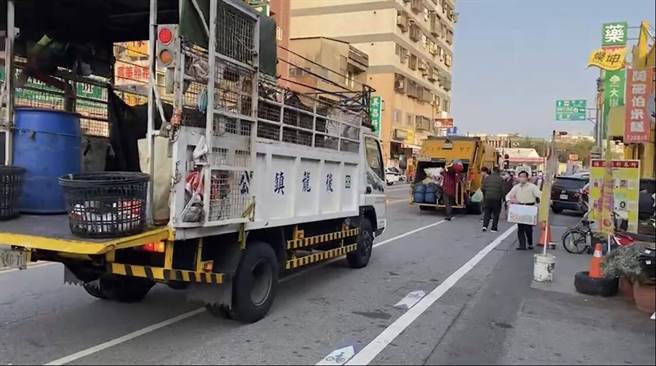 苗栗縣長鍾東錦為反詐騙特別獻聲，在縣各鄉鎮市清潔隊垃圾車上播放。（苗栗縣警局提供／謝明俊苗栗傳真）