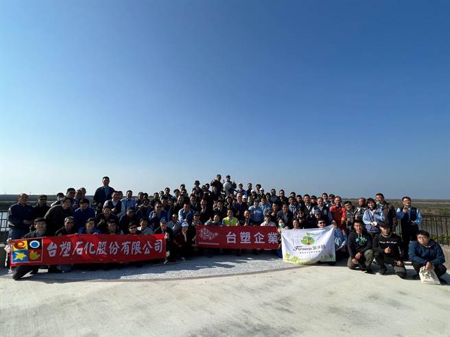 云林县麦寮乡六轻工业区维护海岸生态不手软，编列400万元找学者专家帮忙。（台塑六轻提供／张朝欣云林传真）