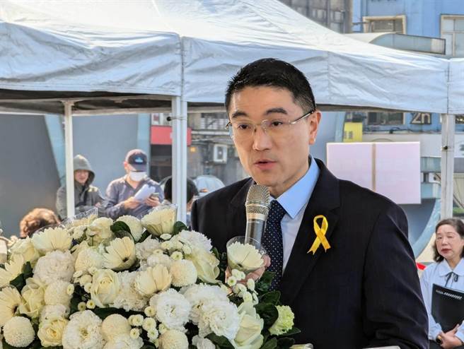 基隆市长谢国梁在二二八纪念追思会中表示，希望透过追思活动，用包容化解歷史伤痕，传达爱与和平的期望。（张志康摄）