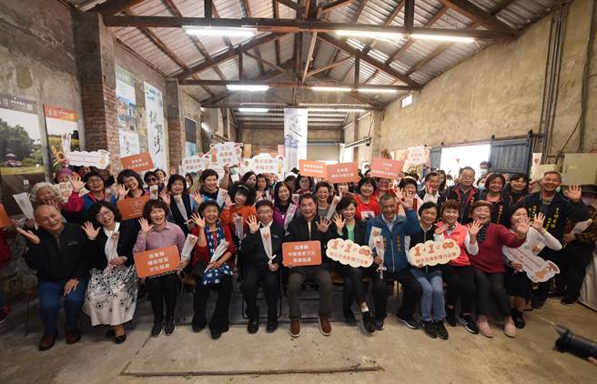 「闪耀三八、绽放女栗」妇女创作巡迴联展今天开展。（苗栗县政府提供／李京升苗栗传真）