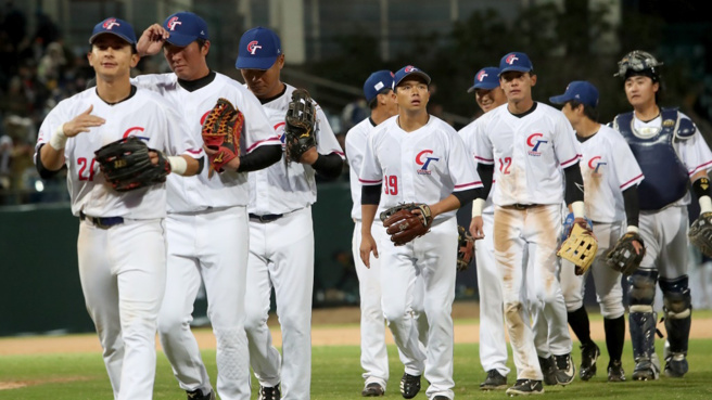 中华队首战巴拿马，一名肌肉男买10万运彩力挺。（图／本报资料照）