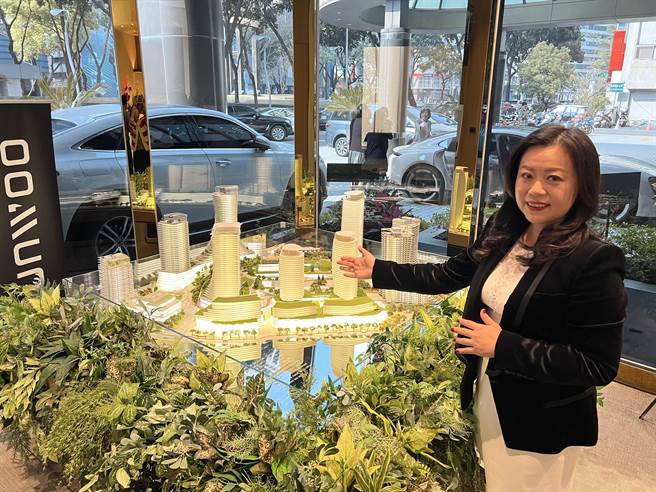 科技房产新创公司「FUNWOO德载国际不动产」在台中设立第一个美式实体VIP Lounge。（林欣仪摄）