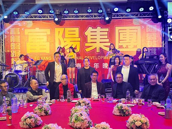 太阳联盟春酒。（读着提供）