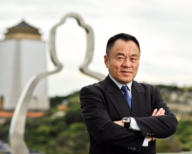 龙巖创办人李世聪2020年将殡葬事业交给女儿。（图／取自龙巖官网）