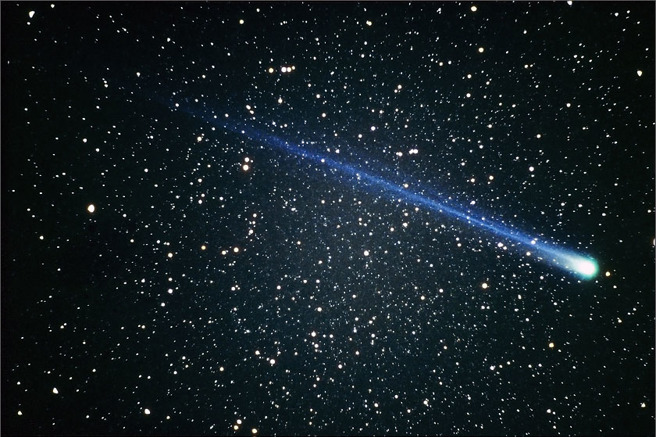 1996年的百武彗星。(图/NASA)