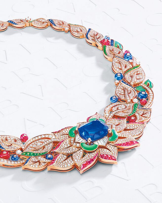 宝格丽Eden the Garden of Wonders系列Sapphire Fantasy彩宝项炼。（BVLGARI提供）