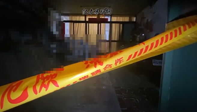 屋主当时回家发现2人倒在血泊中崩溃，向警方说家中气氛和乐，不明白为什么会发生这样的事。（翻摄记者新闻网）