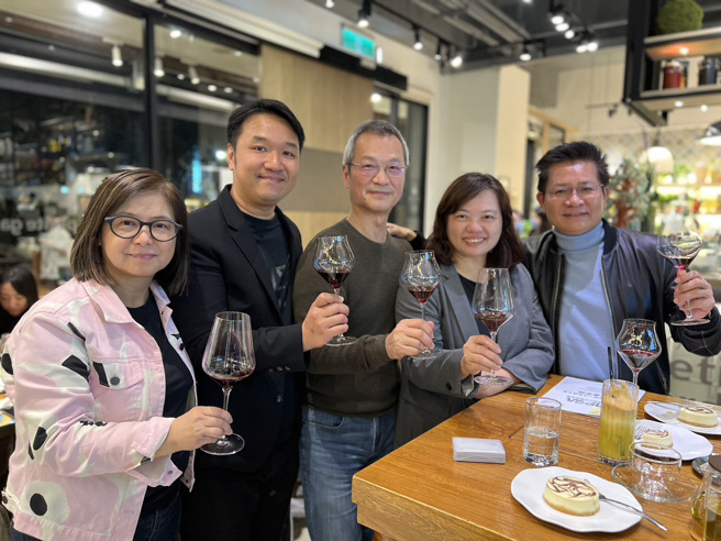 TIPRA在前五任理事长的努力与付出之下，会员情感热络,共创共赢(摄影/王雅芬)