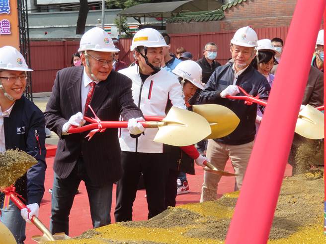 新北市长侯友宜表示，每个角色都可为国家人民做事。（叶德正摄）