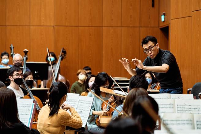 旅德指挥家林勤超再度返台，这次将与国家交响乐团合作。（国家交响乐团提供）