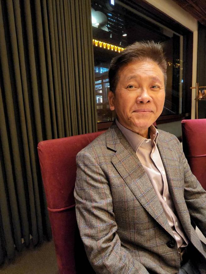 台骅董座顏益财提醒，今年在资本市场要很小心，不能做短线，看好一檔股票要做长期投资。（图／邱莉玲）