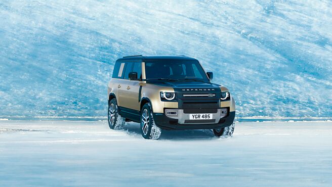 Jaguar Land Rover Taiwan台湾捷豹路虎宣布Defender 130 X P400正式上市，为势不可挡的全地形越野豪华休旅车款家族再添全新境界。图／台湾捷豹路虎提供